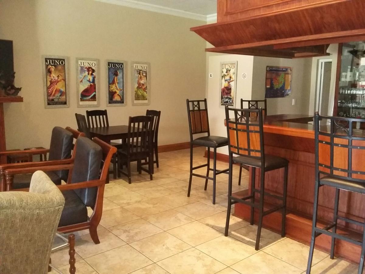 Lavender Lodge Vryburg 外观 照片