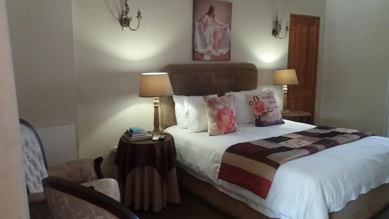 Lavender Lodge Vryburg 外观 照片